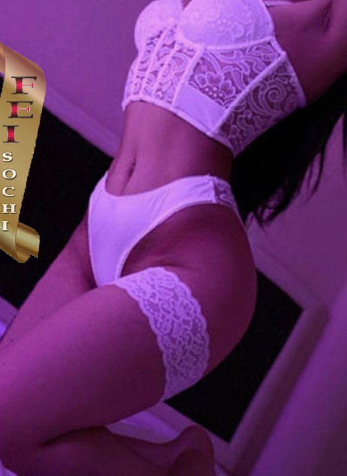     +7 (988) 557-5542